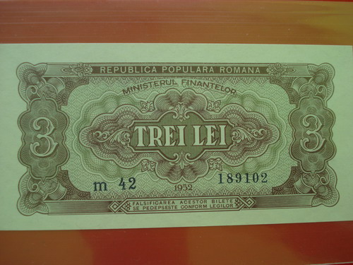 3 lei 1952.jpg