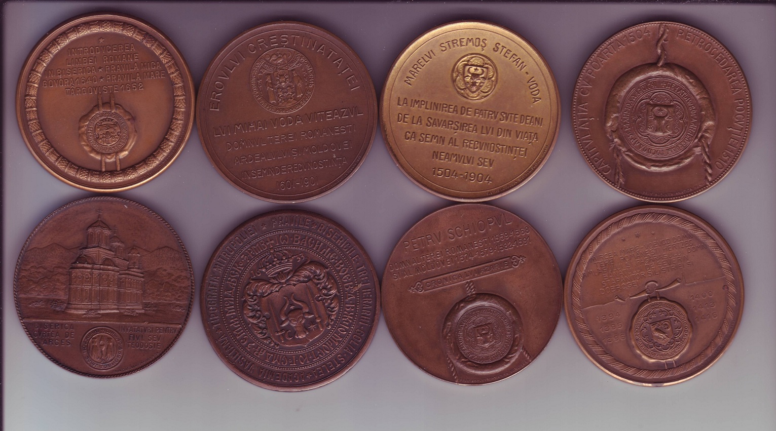 Medaliile Domnitorilor Romani b.JPG