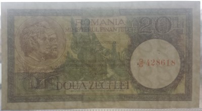 700.15.11.1947 LUCA OBLIC.VERTICAL SPRE STANGA.R.jpg