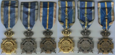 Ro., Serv. Cred., Kreuze  mit Schwert..jpg