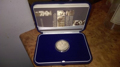 moneda Ag 80 de Ani Radiodifuziune.jpg