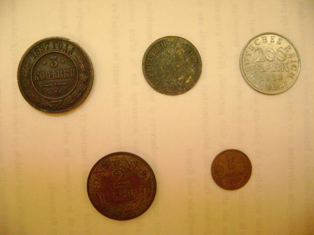 3 kopeici 1897, 200DM 1923, 19 phenig 1919, b. p. 2 lei 1924, 1 kopeica 1955