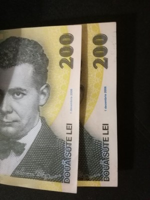 200 lei.jpg