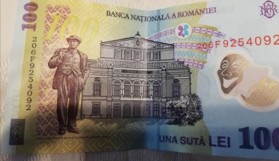 100 lei.jpg