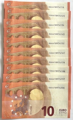 10 Euro cu numere ‚consecutive‘