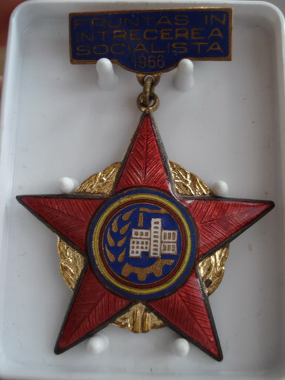 Fruntas intrecere resize.jpg